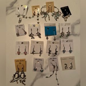 BRAND NEW 16 Pairs of Assorted Dangling Earrings